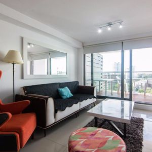 Departamento -playa Brava, 2 Dormitorios, Edificio Con Amenitties