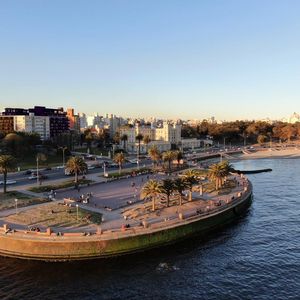 Monoambiente Al Frente Con Terraza, Vista A La Rambla!