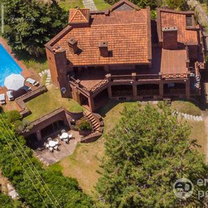 Venta Casa 5 Dormitorios Punta Ballena Piscina Vista Al Mar