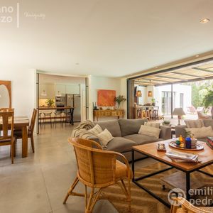 Venta Casa 4 Dormitorios En Barrio Privado, Solanas, Punta Del Este