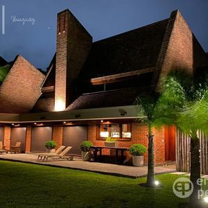 Venta Casa 4 Suite 5 Baños Playa Mansa Punta Del Este
