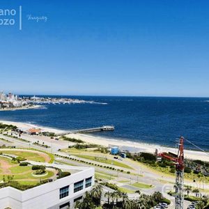 Venta Departamento 2 Dormitorios En Suite Playa Mansa Punta Del Este