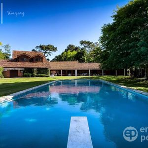 Alquiler De Temporada Mansión En Beverly Hills Punta Del Este