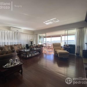 Venta Apartamento 4 Dormitorios En Puerto De Punta Del Este