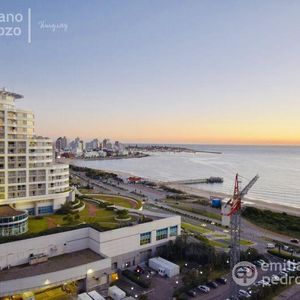 Alquiler Temporal Apartamento 2 Dormitorios, Playa Mansa, Punta Del Este