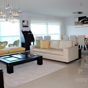 Venta Apartamento De 4 Dormitorios En Suite En Torre Aquarela !