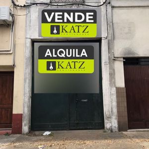 Depósito -carlos Reyles Próximo Arenal Grande , 478 M2,zona Mayorista , Techos De Planchada !!