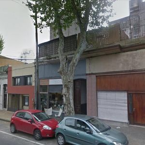 Oferta - Casa - Apartamento - Terreno Con Altura. 4 Apartamentos, 1 Casa Y 1 Local - Parque Rodó