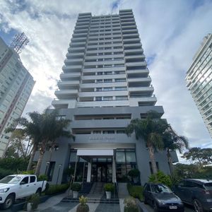Roosevelt Y Parada 14, Gran Torre Con Amenities, 110 M2, Gge !!