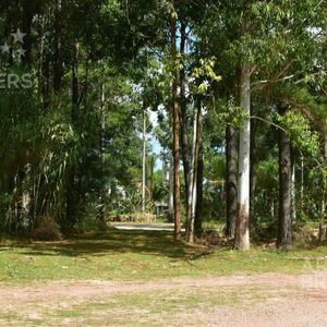 Apartamento De Tres Dormitorios En Venta En Haras Del Lago