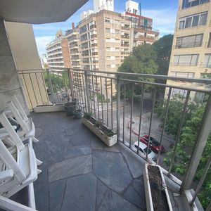 26 De Marzo Próximo A Pereira, 86 M2, 3 Dormitorios, Losa Y Terraza Al Frente