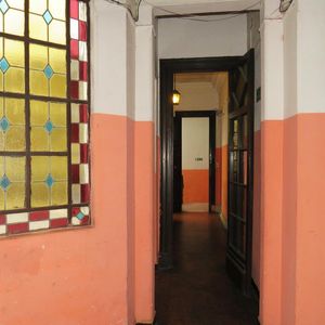Venta Edificio Esquina (casa De Altos Más 2 Locales Con Renta)  Centro