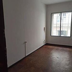 Venta Oficina De 12 M2 Ciudad Vieja