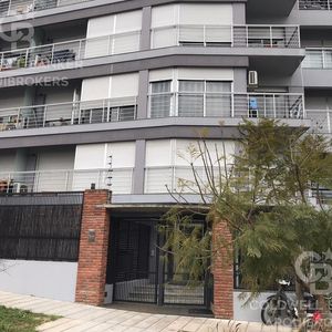 Apartamento 1 Dormitorio En Venta Con Renta En La Blanqueada - 303