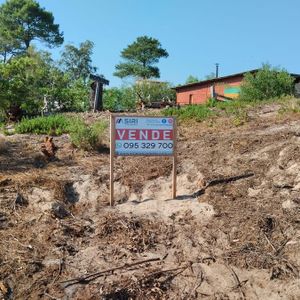 Venta De Terreno De 562m² En Jaureguiberry Sur, Canelones