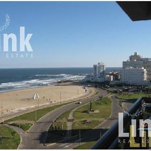 Departamento En Playa Brava