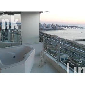 Departamento En Playa Mansa