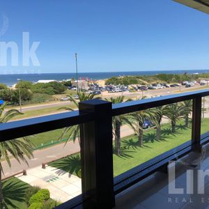Departamento - Playa Brava