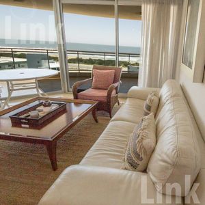 Departamento - Playa Brava