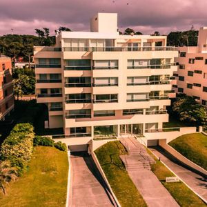 Departamento - Playa Brava