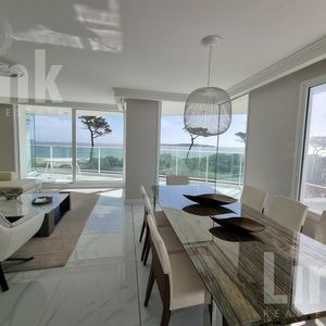 Departamento - Playa Mansa