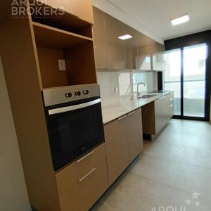 Apartamento De 2 Dormitorios En Venta En Malvín