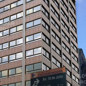 Apartamento De 1 Dormitorio Con Renta En Venta En Centro
