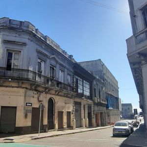 Venta  Edificio Excelente Ubicación.  Ciudad Vieja