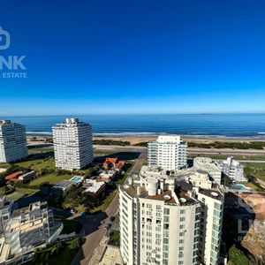 Piso Alto, Vista Al Mar De Todos Los Ambientes !