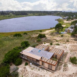 Alquiler Casa 3 Dormitorios En Barrio Cerrado Laguna Escondida, José Ignacio