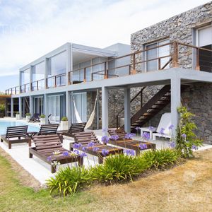 Casa En Alquiler En Club De Mar - Lho1220474