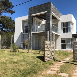 Punta Del Este Casa En Alquiler Leticia
