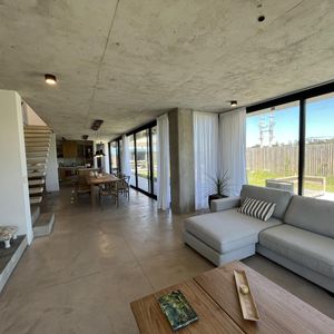 Ovalada - Jose Ignacio