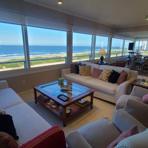 Departamento En Alquiler Frente A Playa Brava En Punta Del Este - Tm5239124