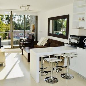 Venta Apartamento De 1 Dormitorio Y Medio Con Amenities Punta Del Este