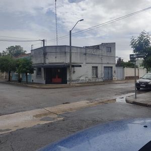 Local En Centro Sobre Calle 18 De Julio Y Jp Varela