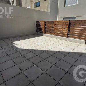 Venta De Apartamento 2 Dormitorios Con Patio Y Terraza, Alquilado - Palermo