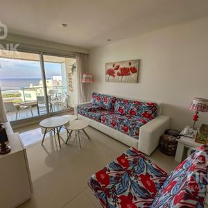 Piso Alto, Vista Al Mar De Todos Los Ambientes !