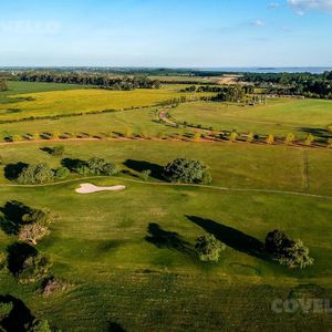 Venta Terreno De 3787m2 En Barrio Privado Carmelo Golf