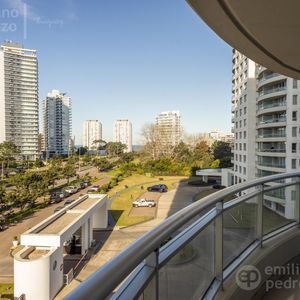 Venta Apartamento 3 Dormitorios Y Dependencia En Ocean Drive Punta Del Este
