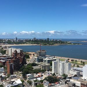 Estrellas Del Sur Torre 25/ Venta- 1 Dormitorio Piso Alto - Garaje