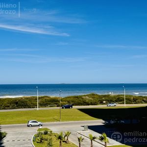 Venta Departamento 2 Dormitorios  Playa Brava Torre Trump Punta Del Este