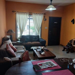 Casa En   Malvin Norte Con Gran Terreno. Acepta Banco