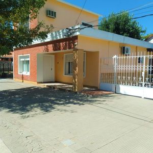 Venta - Casa - 4 Dormitorios - Nueva Palmira - Zona Rambla