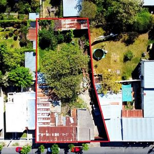 Edificio Comercial Venta De Importante Terreno Con Mejoras Sobre Avenida Muy Transitada En Colonia