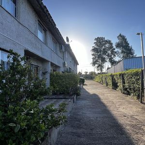 Casa De Tres Dormitorios En Venta En Piedras Blancas,2 Baños  Con Cochera