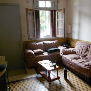 Apartamento De 2 Dormitorios En La Blanqueada, Planta Baja Al Frente