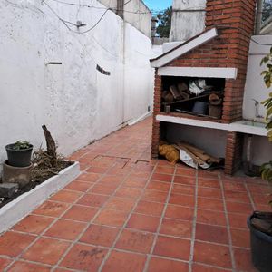 Casa Próximo A Av. Luis A. De Herrera Y Dr. José María Penco
