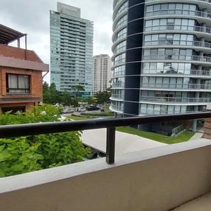 Apartamento En  Ville Le Park Zona Shopping Con Parrillero Exclusivo