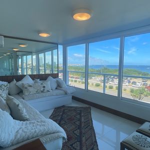 Increíble Apartamento En Primera Línea - Playa Mansa